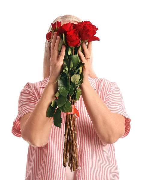 Mulher Madura Com Buquê Flores Bonitas Fundo Branco — Fotografia de Stock