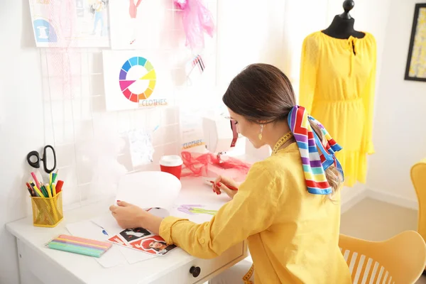 Female Fashion Designer Working Studio — Stock Photo, Image