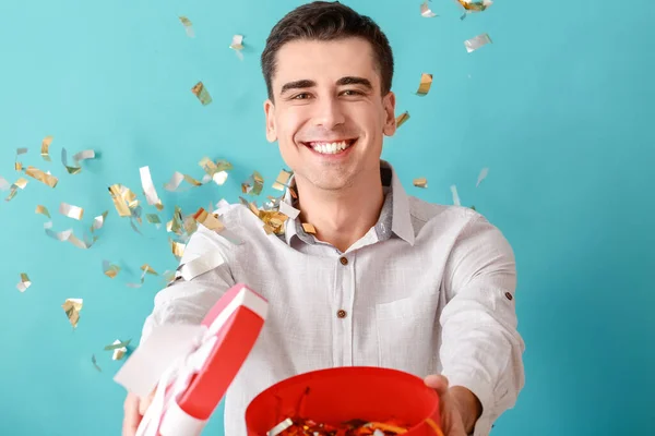 Happy Man Gift Falling Confetti Color Background — Stock Photo, Image