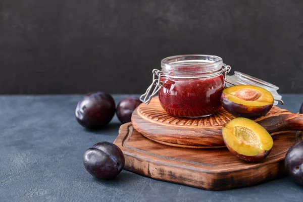 Glass Jar Delicious Homemade Plum Jam Dark Background — Stock Photo, Image