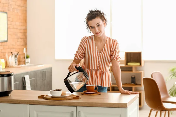 Young Woman Drinking Water Kitchen — Stock Photo, Image