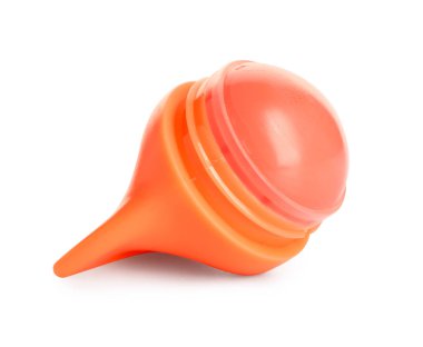 Beyaz arka planda doğal dudak kremi