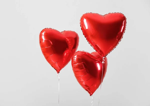 Globos Aire Forma Corazón Sobre Fondo Gris —  Fotos de Stock