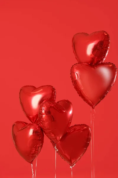 Μπαλόνια Αέρα Σχήμα Καρδιάς Φόντο Χρώματος — Φωτογραφία Αρχείου