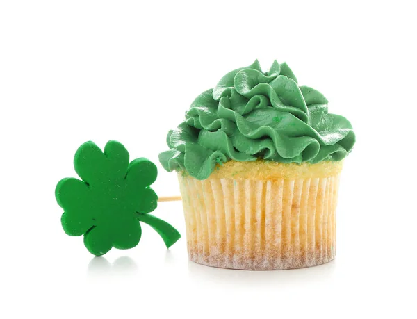 Gâteau Savoureux Pour Saint Patrick Sur Fond Blanc — Photo