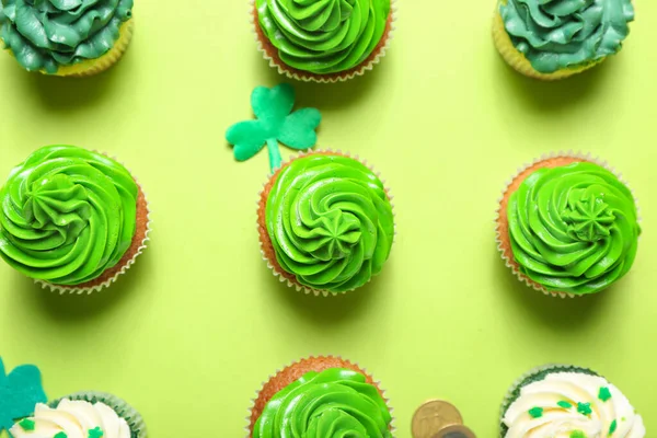 Lekkere Cupcakes Voor Patrick Day Kleur Achtergrond — Stockfoto