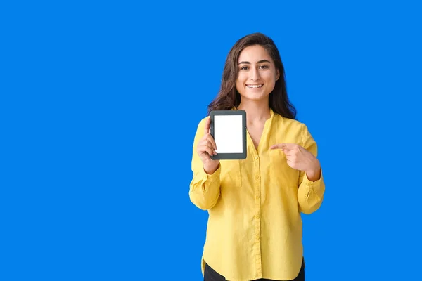 Young Woman Reader Color Background — Stock Photo, Image