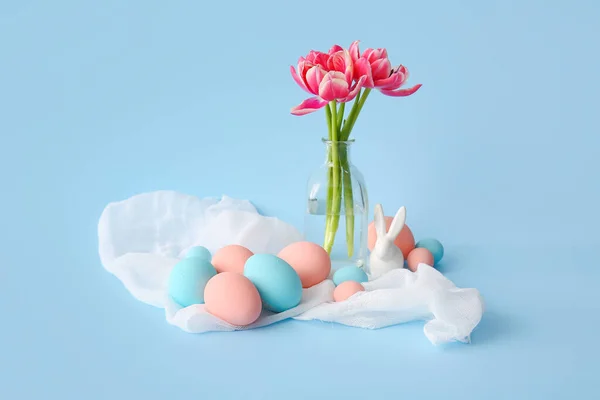 Composición Con Hermosos Huevos Pascua Sobre Fondo Color —  Fotos de Stock