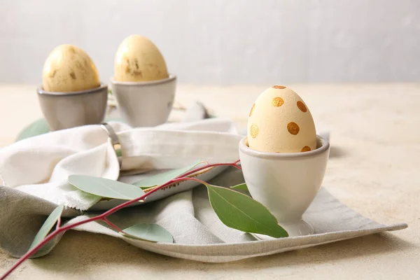 Beautiful Easter Eggs Table — Stock Photo, Image