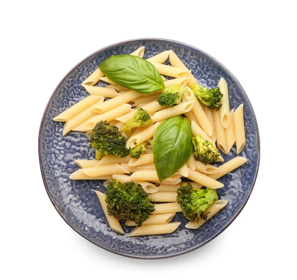 Sabrosa Pasta Con Brócoli Albahaca Sobre Fondo Blanco — Foto de Stock