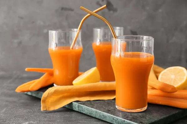 Glasses Tasty Carrot Juice Grey Background — Stock Photo, Image