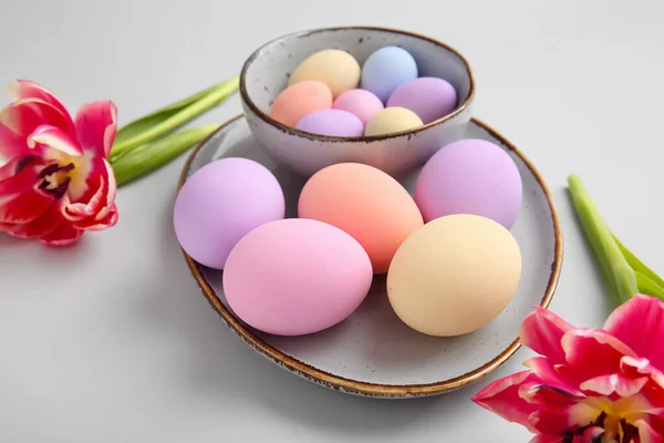 Composition Beautiful Easter Eggs Light Background — Stock Photo, Image