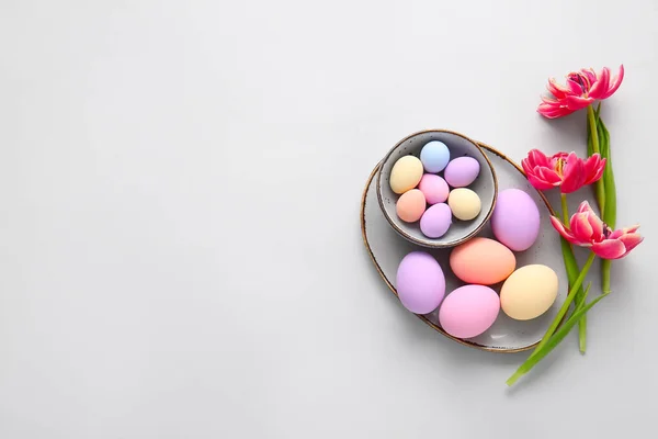 Composition Beautiful Easter Eggs Light Background — Stock Photo, Image