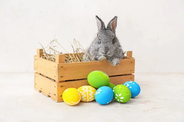 Cute Rabbit Box Easter Eggs Light Background — Stock Photo, Image