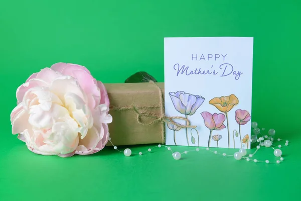 Beautiful Flower Gift Greeting Card Mother Day Color Background — Stock Photo, Image