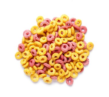 Beyaz arka planda lezzetli kahvaltı gevrekleri