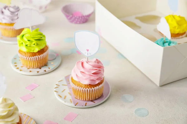 Tasty Cupcakes Stylish Toppers Light Background — Stock Photo, Image
