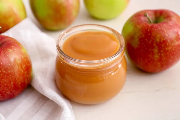 Jar Sweet Apple Jam Light Background — Stock Photo, Image