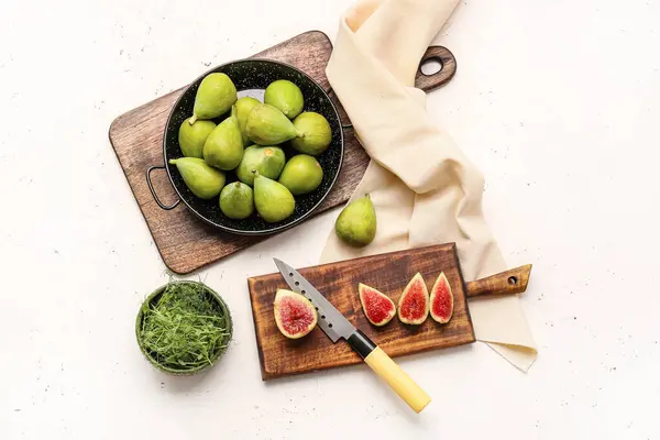 Fresh Green Figs Light Background — Stock Photo, Image