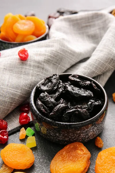 Bowl Dried Prunes Dark Background — Stock Photo, Image