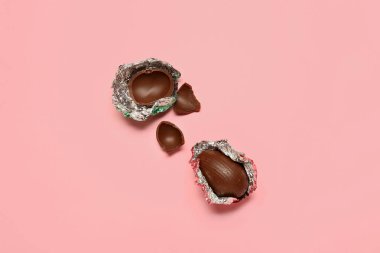 Renkli çikolata yumurtaları