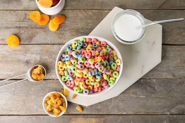 Composition Tasty Cereal Rings Wooden Background — Stock Photo, Image