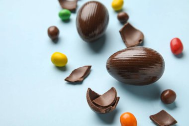 Renkli Paskalya yumurtaları