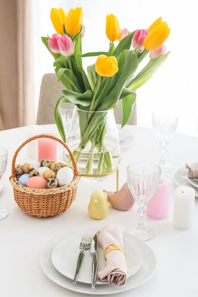 Beautiful Table Setting Easter Celebration — Stock Photo, Image