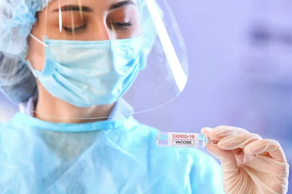 Scientist Sample Covid Vaccine Laboratory — Stock Photo, Image