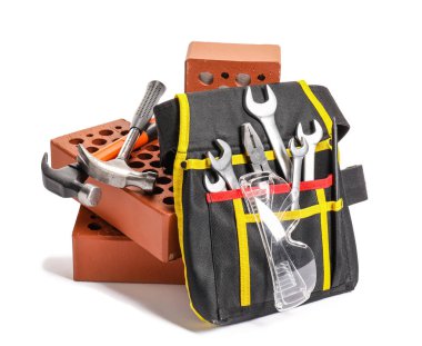 Beyaz arkaplanda inşaat araçları kümesi