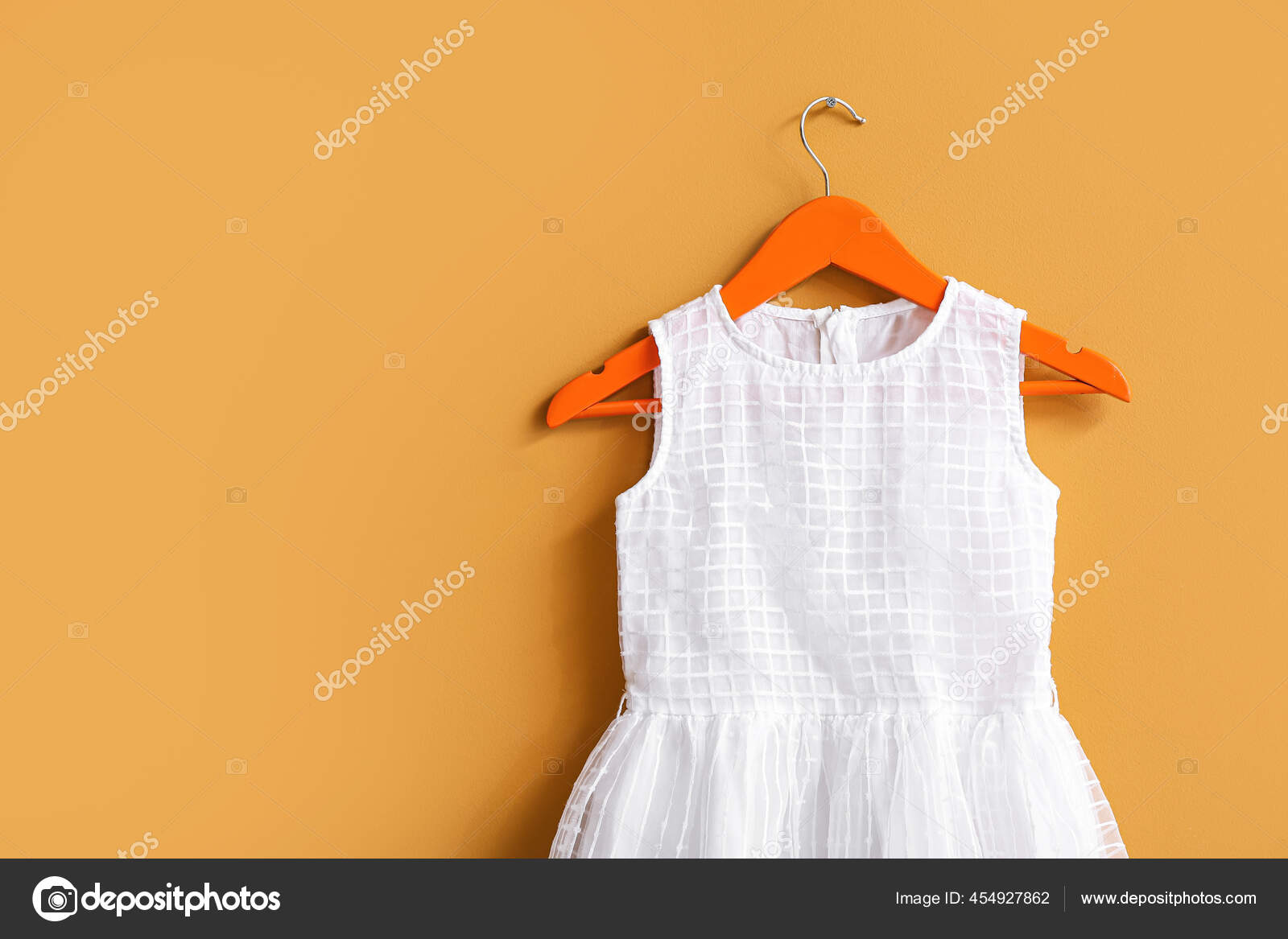 Hanger Dress Color Background Stock Photo by ©serezniy 454927862