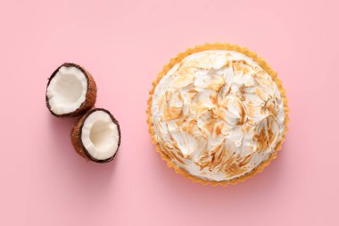 Renkli Hindistan cevizli turta