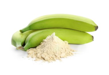 Beyaz arka planda lezzetli muzlar ve un.