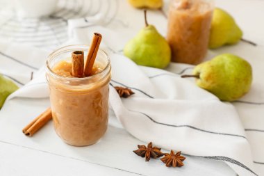Masada armut reçeli kavanozu
