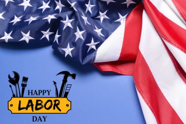 ABD bayrağı ve metni Renk arkaplanındaki mutlu LABOR Günü