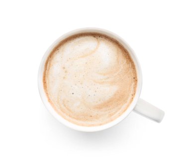 Beyaz arka planda bir fincan lezzetli latte.