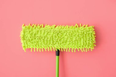 Renk arkaplanındaki zemin paspası