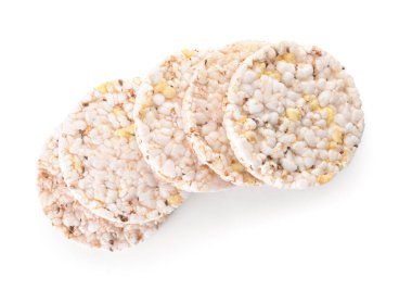 Beyaz arka planda pirinç krakerleri