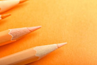 Renk arkaplanına kalem seti