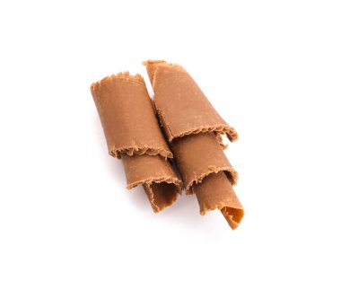 Beyaz arka planda lezzetli çikolata kıvırcıkları