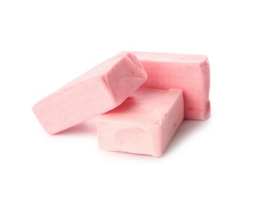 Beyaz arka planda lezzetli sakız çiğneme