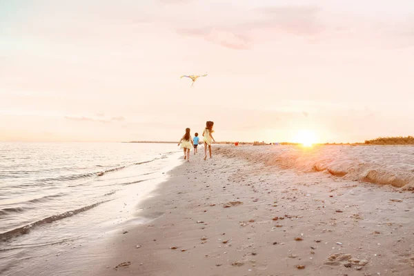 Little Children Having Fun Sea Beach — Stock Photo, Image