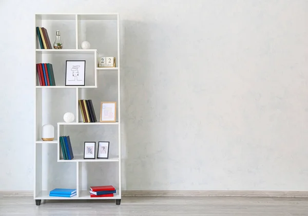 Interior Moderno Com Unidade Prateleira Livros Quarto — Fotografia de Stock