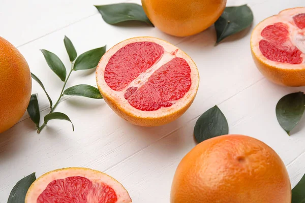 Fresh Cut Grapefruits Wooden Background — Stock Photo, Image