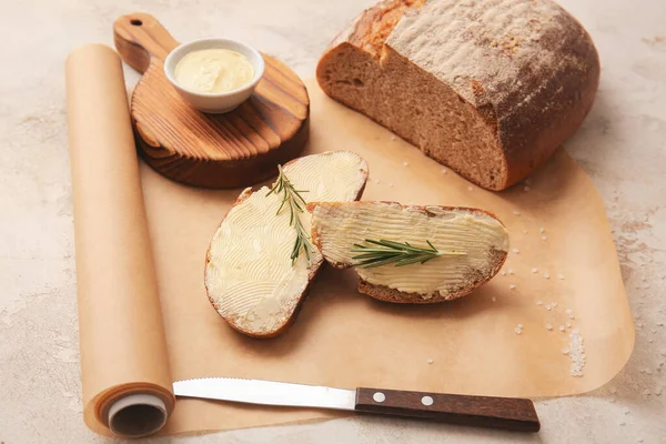 Slices Fresh Bread Butter Rosemary Light Background — Stock Photo, Image