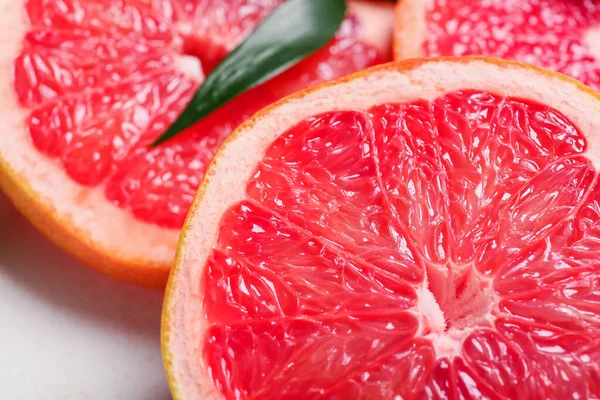 Slices Ripe Grapefruits Closeup — Stock Photo, Image