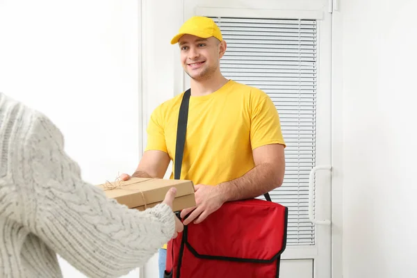 Woman Receiving Her Order Courier Food Delivery Service — Stock Photo, Image