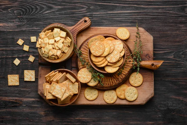 Composition Crackers Wooden Background — Stock Photo, Image