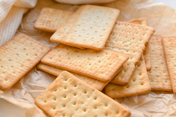 Biscoitos Saborosos Papel Manteiga Close — Fotografia de Stock