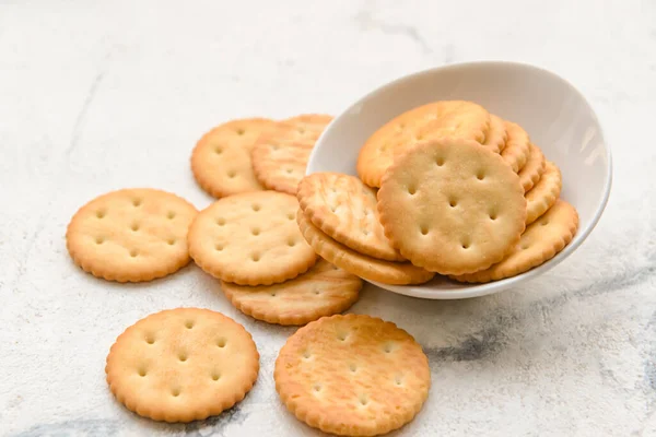 Cuenco Galletas Sobre Fondo Claro —  Fotos de Stock